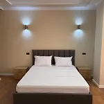 Diora אכסניה *