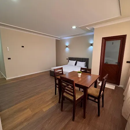 Diora Hostel *